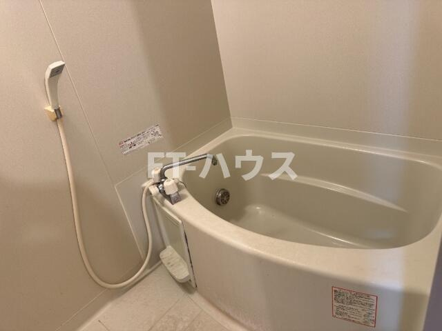 パナハイツ三山A棟の浴室