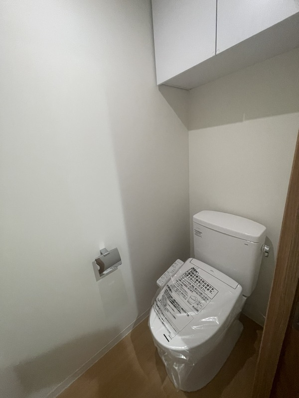 府中市美好町１丁目の賃貸マンションのトイレ