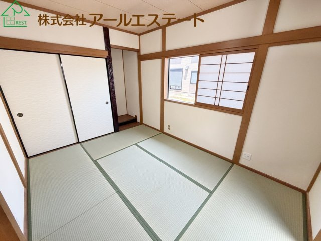 加古川市平岡町二俣　　　JR「東加古川駅」徒歩20分の和室