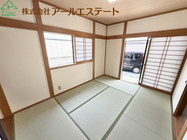加古川市平岡町二俣　　　JR「東加古川駅」徒歩20分の和室