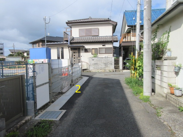 【仲介手数料無料】新築戸建　東松山市石橋2206-5（全2棟）の前面道路含む現地写真