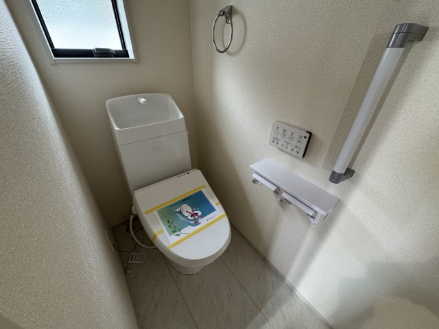 神戸市西区竹の台４丁目新築戸建１号棟のトイレ