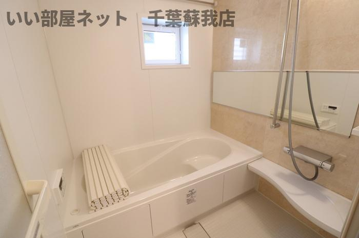 アンカーハウスの浴室|日々の疲れを癒すお風呂付です