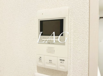 【セキュリティ】 | ゴールドヒルズⅤ | モニター付きインターホンです。