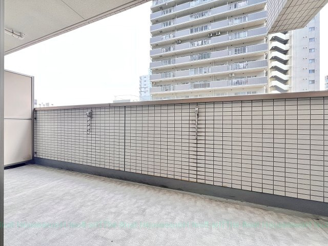 RESIDENCE丸の内七間町のバルコニー