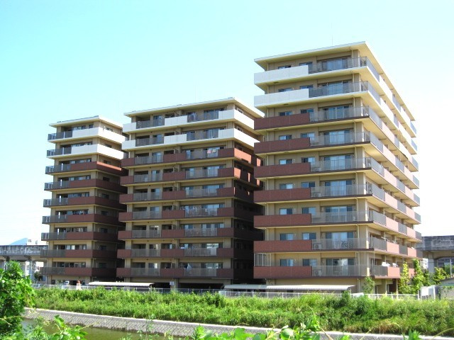 ファーネスト箱崎公園