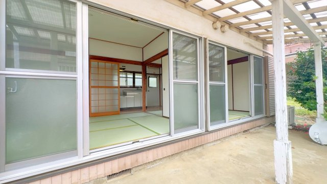 伊澤貸家の駐車場