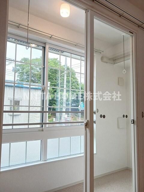 福知山市字天田のアパートのバルコニー|人気のサンルームもあります◆
