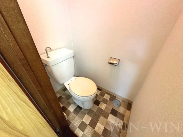 ハイツ明和 A棟のトイレ|イメージ（同建物内別部屋の写真です）