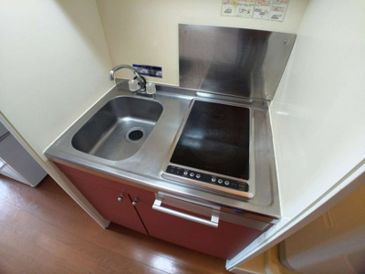 【キッチン】 | レオパレスハーモニー高石 | 一人暮らしにピッタリの機能的なシンク
