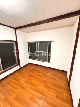 板橋区西台2丁目16番・戸建の居間・リビング