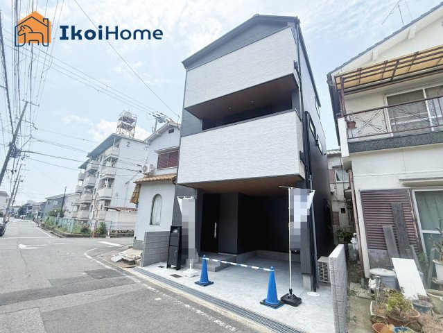 明石市野々上１丁目　新築戸建の前面道路含む現地写真|●年中無休：当日予約可●前面道路北東側幅員約5ｍに間口7ｍございます！