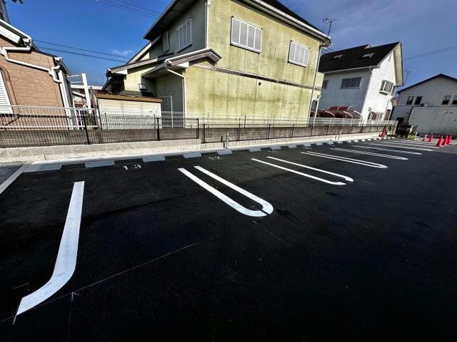 パルグランデⅡの駐車場