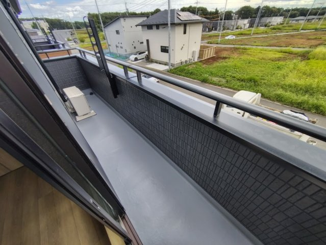 Garden Heights Takeのバルコニー