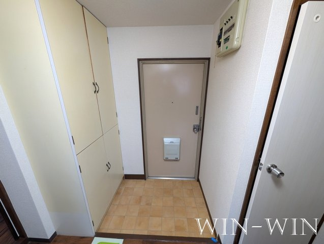 ハイツ明和 B棟の玄関|イメージ（同施工会社同一モデルの写真です）