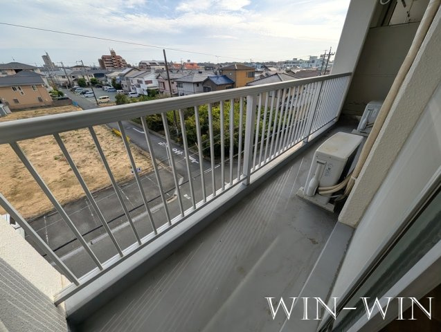 ハイツ明和 B棟のバルコニー|イメージ（同施工会社同一モデルの写真です）