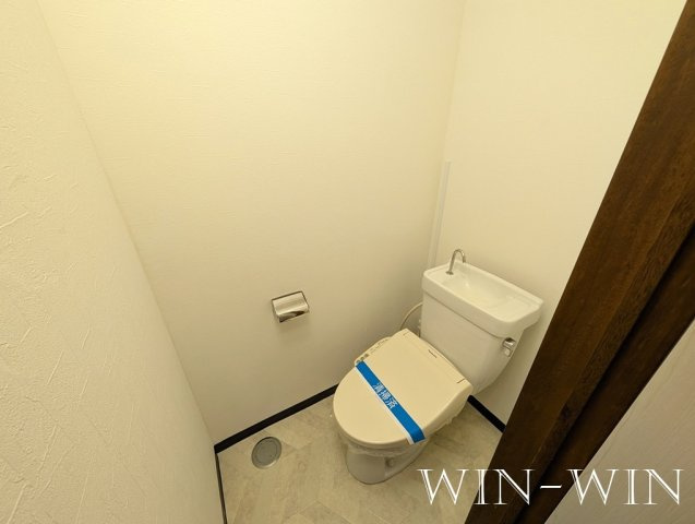ハイツ明和 B棟のトイレ|イメージ（同施工会社同一モデルの写真です）