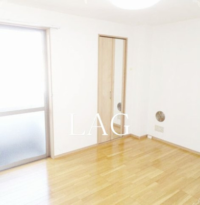 【居間・リビング】 | ロイヤルシティ西日暮里 | 洋室のお部屋です。