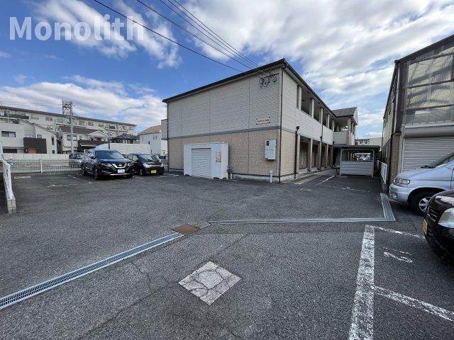 フジパレス札場の駐車場