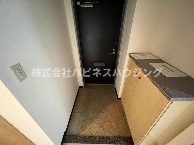 INSURANCE(インシュランス) BLDG.(ビルディング) Ⅸ(ナイン)船橋の玄関