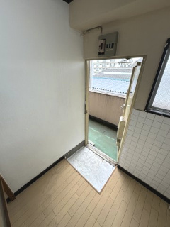【玄関】