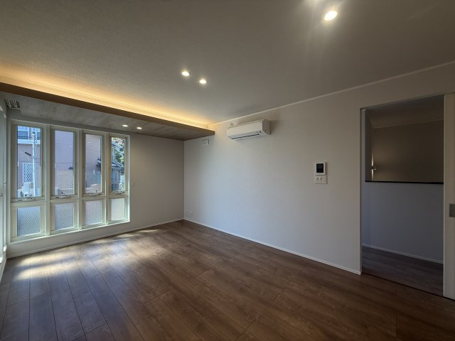 【居間・リビング】芦屋川ガーデンヒルズ