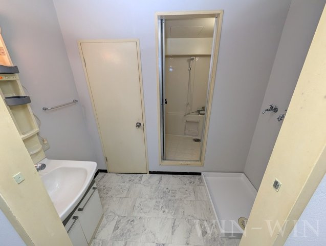 オリエンタルハイツの洗面所|イメージ（同建物内別部屋の写真です）