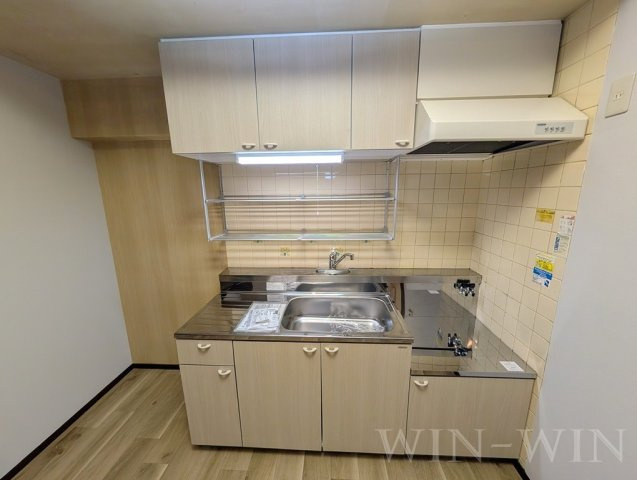 オリエンタルハイツのキッチン|イメージ（同建物内別部屋の写真です）