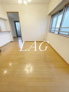 【居間・リビング】 | ライフアップ船堀 | 洋室のお部屋です。