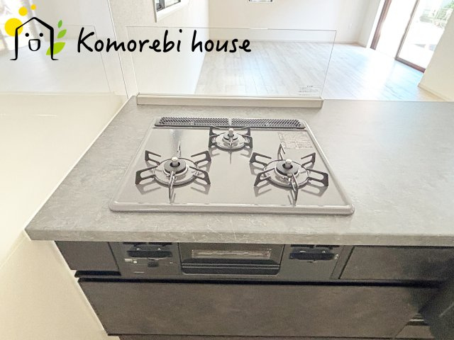 上尾市東町　6期　新築一戸建て　KEIAI GRACE　02のキッチン