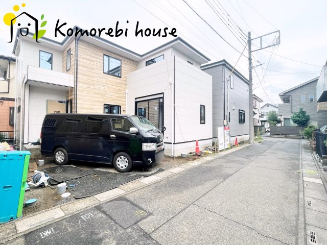 上尾市東町　6期　新築一戸建て　KEIAI GRACE　02の前面道路含む現地写真|26.9.11