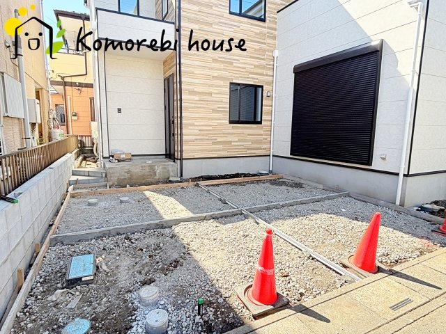 上尾市東町　6期　新築一戸建て　KEIAI GRACE　02の駐車場