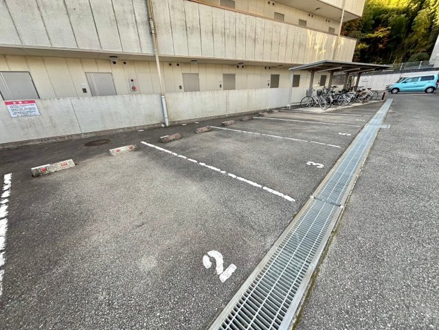 インタービレッジ城北二番館の駐車場
