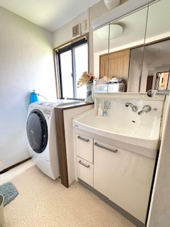 本山中町4丁目の独立洗面台