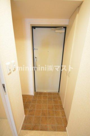 オアシス梅田の玄関