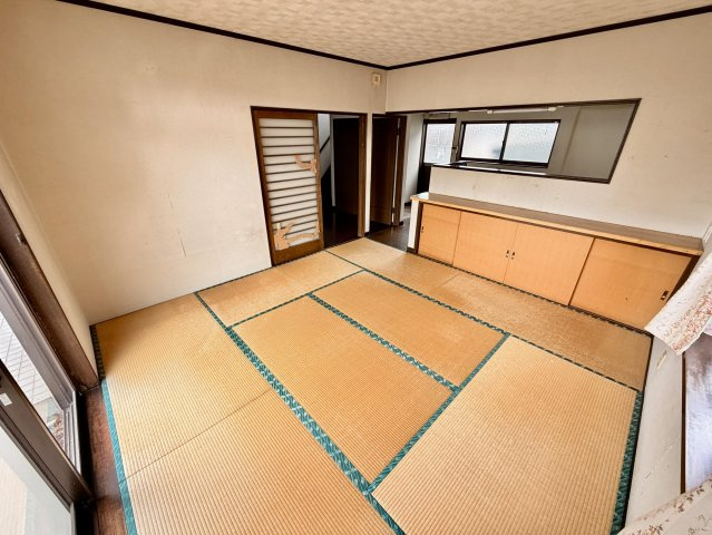 【中古】桐生市相生町2丁目　4LDK　駐車3台以上可！の居間・リビング