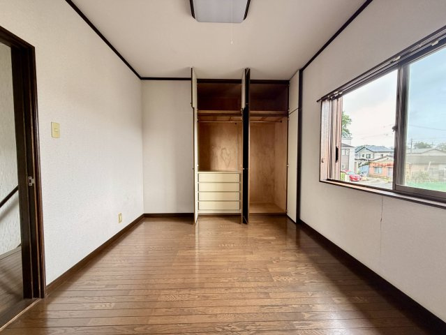 【中古】桐生市相生町2丁目　4LDK　駐車3台以上可！の玄関