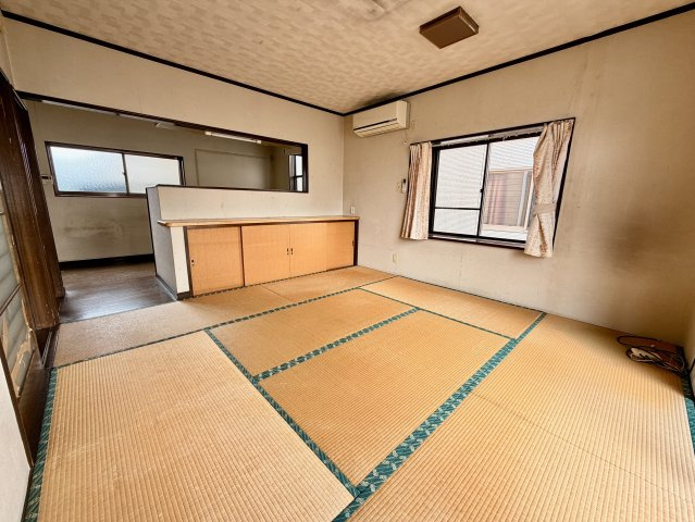 【中古】桐生市相生町2丁目　4LDK　駐車3台以上可！の居間・リビング