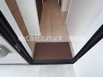【玄関】 | リヴェール寒川