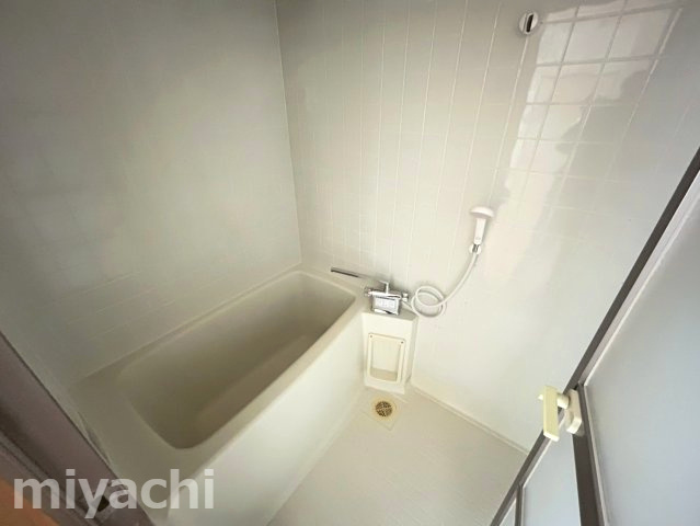 徳島市西新浜町１丁目の賃貸マンションの浴室