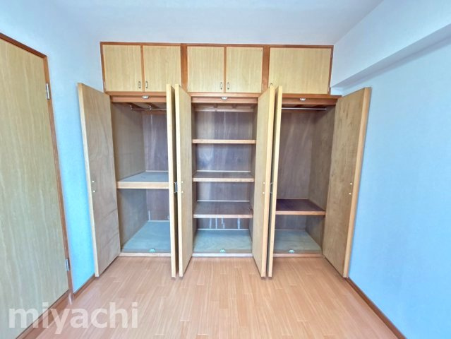徳島市西新浜町１丁目の賃貸マンションの収納