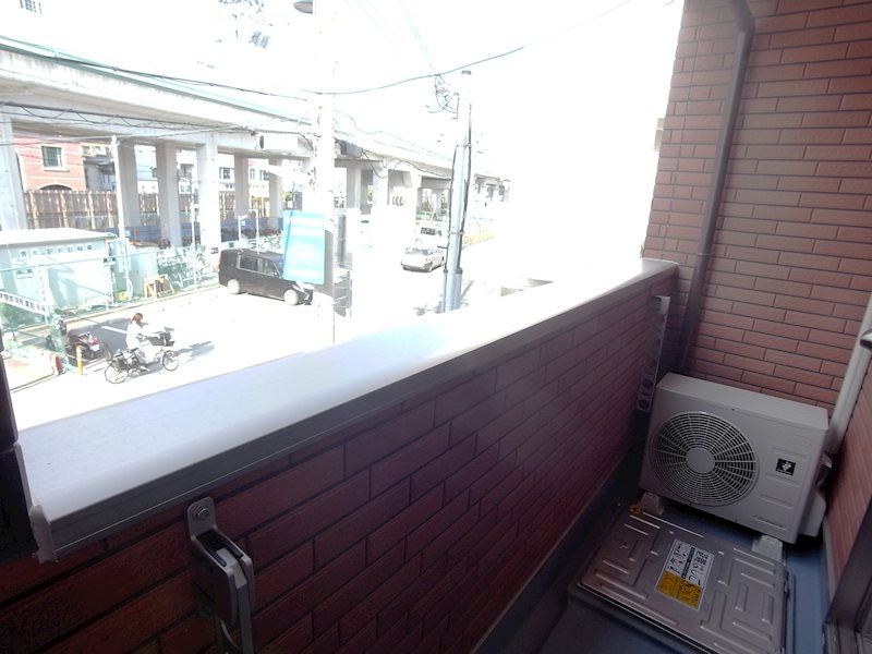 アビタ青木駅前のバルコニー
