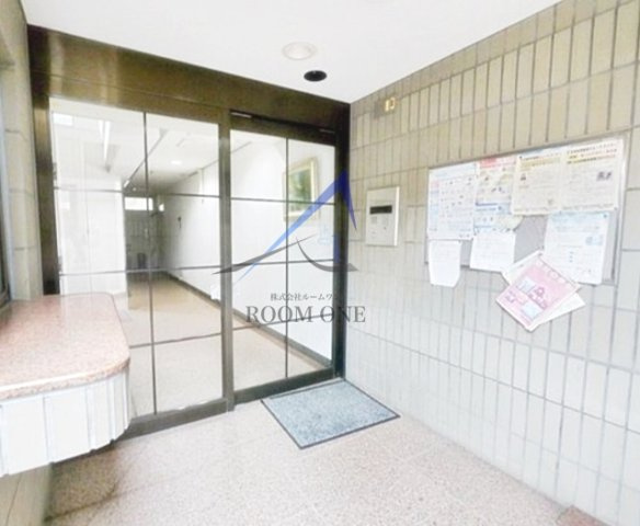 きのえビルのエントランス|エントランスです。