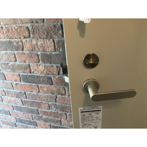 壱番館の玄関