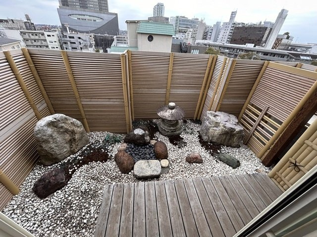 世田谷区瀬田１丁目戸建のバルコニー
