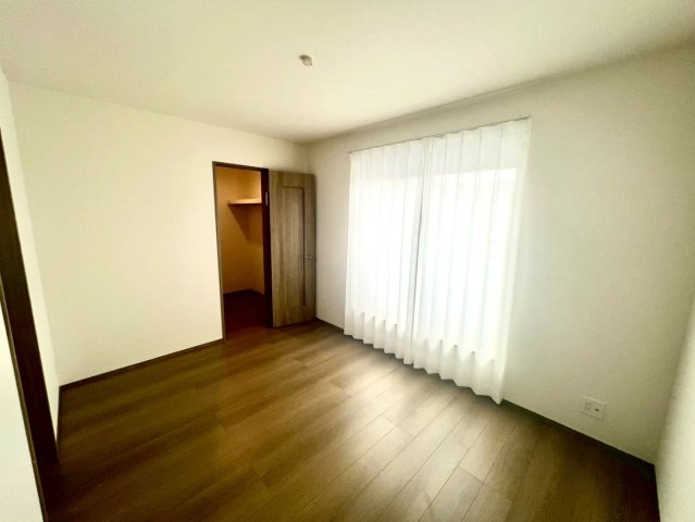 戸田市川岸3丁目2180番　B号棟