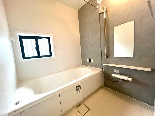 戸田市川岸3丁目2180番　B号棟