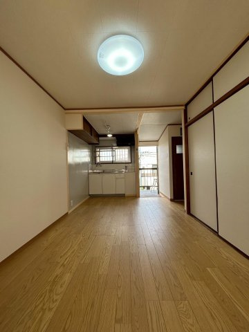 鈴木建設ビル　の居間・リビング