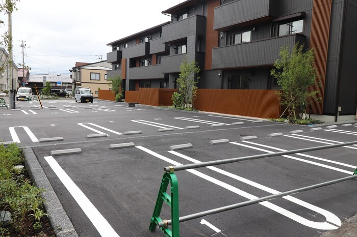 TORISIA大慈寺町　Aの駐車場