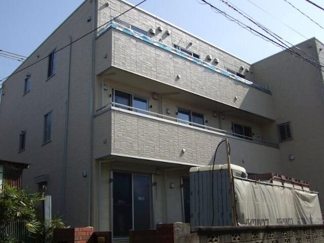 横浜市保土ケ谷区西谷３丁目のアパートの外観